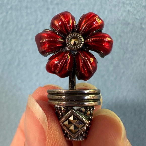 Vintage JUDITH JACK Red Enamel Sterling Flower in Pot Marcasite Pin Brooch - Picture 3 of 7